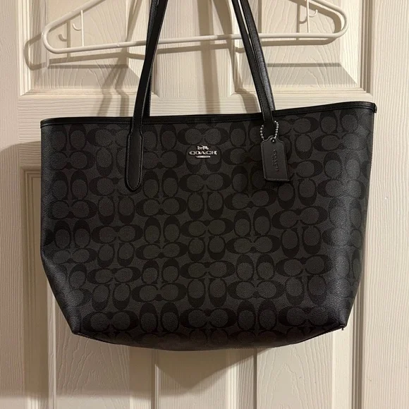Large Coach City Tote Bag - Picture 1 of 14